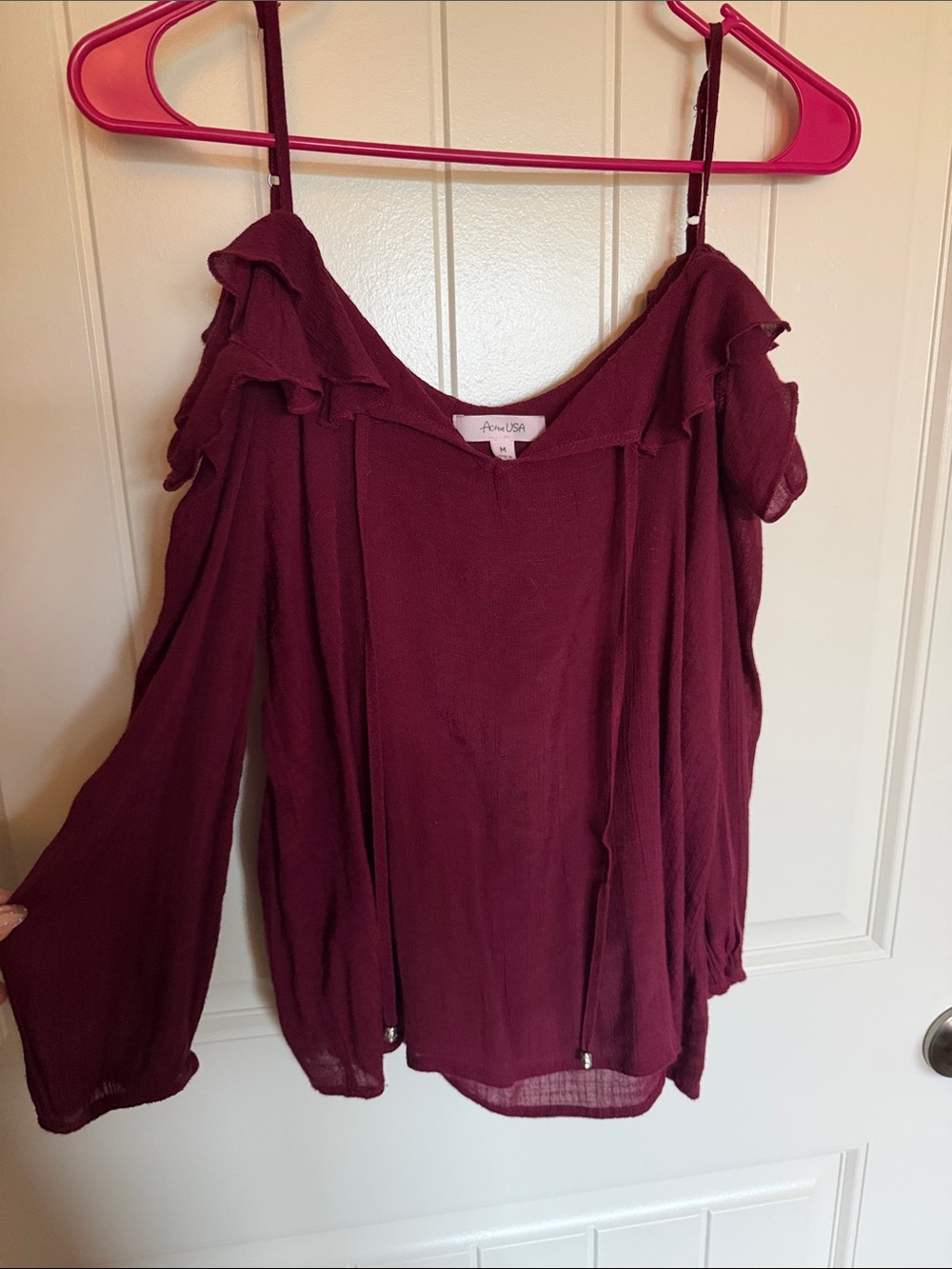 M Active USA Maroon off the shoulder sleeved blouse